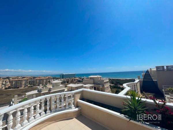 Piso en avenida de Cervantes