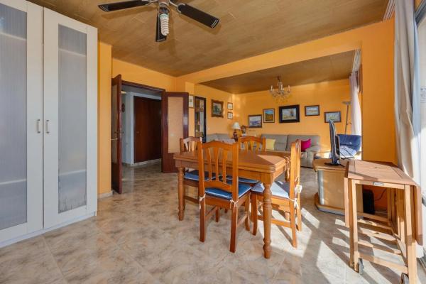 Piso en avenida de Las Palmeras