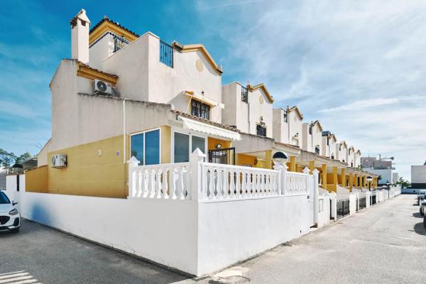 Casa independiente en CL Herba Bona l'