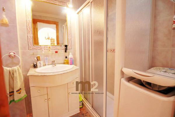 Chalet adosado en calle Lisboa