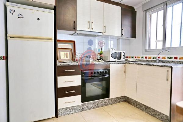 Chalet adosado en calle Corts Valencianes, 133