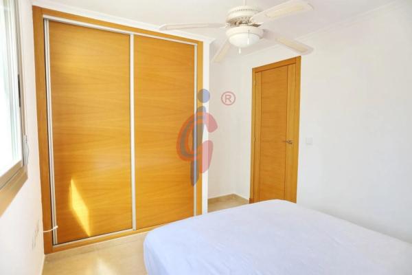 Chalet adosado en calle Corts Valencianes, 133