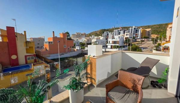 Chalet en Zona Pueblo