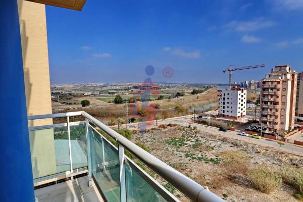 Piso en avenida del Puerto, 1