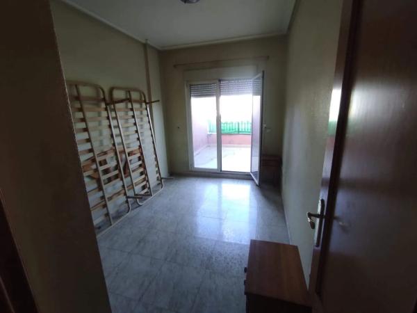 Chalet pareado en calle Concepción