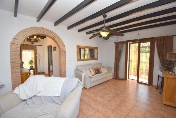 Chalet en Jacarilla