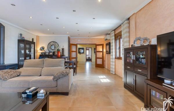 Casa independiente en calle