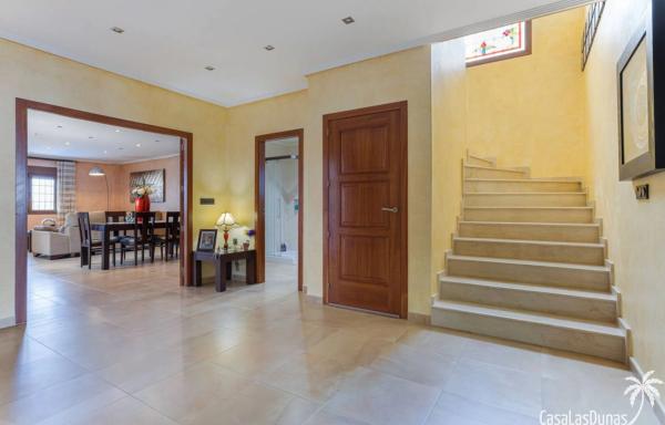 Casa independiente en calle