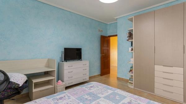 Chalet en Los Montesinos