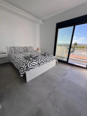 Chalet pareado en Las Miras