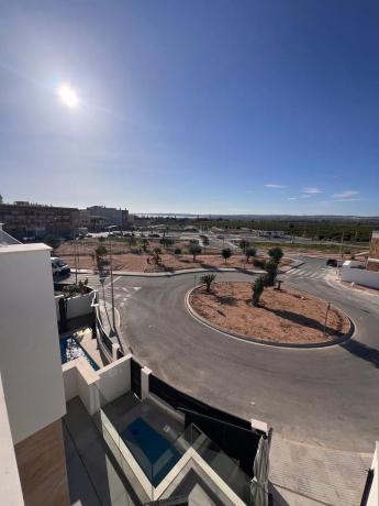 Chalet pareado en Las Miras