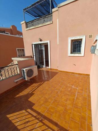 Dúplex en Los Montesinos