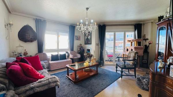 Piso en Los Montesinos