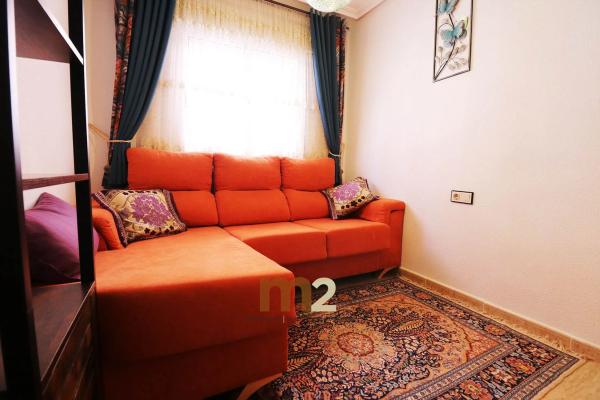 Chalet pareado en calle Clavellina