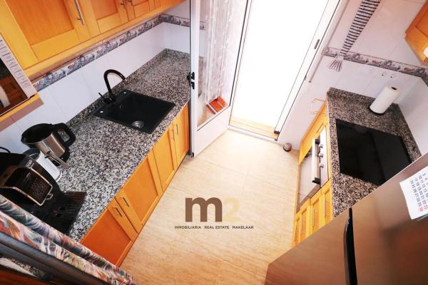 Chalet pareado en calle Clavellina