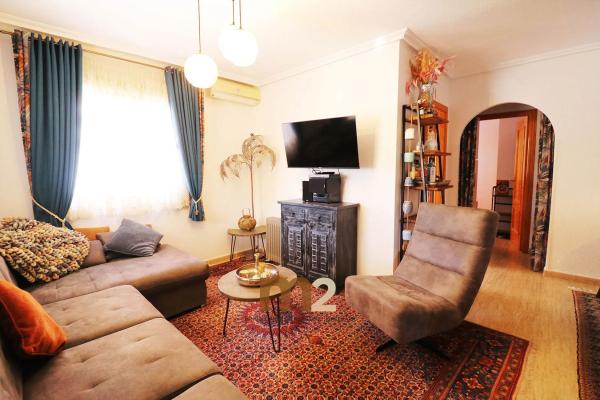 Chalet pareado en calle Clavellina