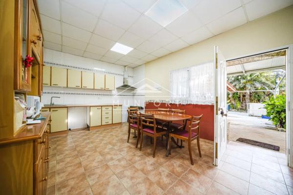 Chalet en Los Montesinos