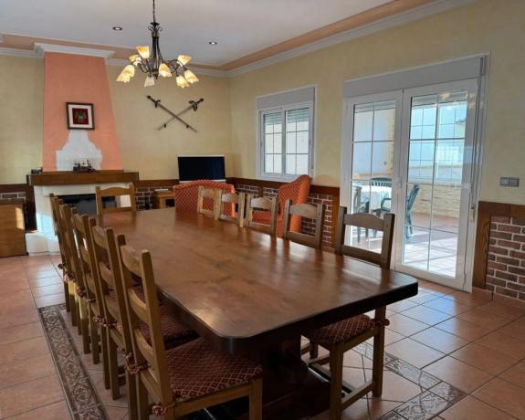 Casa independiente en calle Santa Isabel s/n