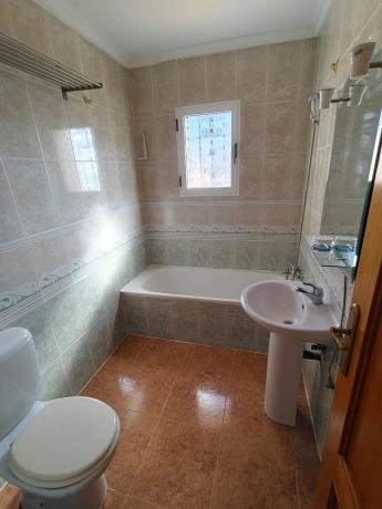 Chalet adosado en calle Amapola, 27