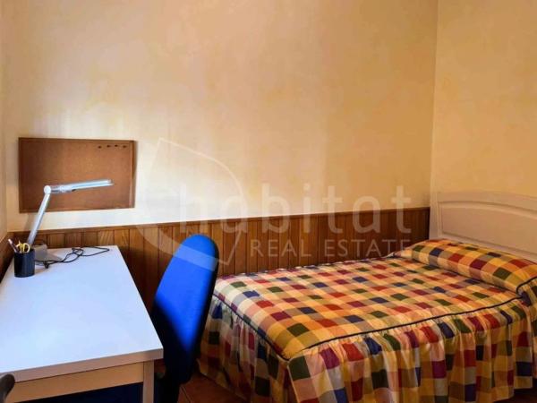 Chalet adosado en calle Santos Médicos