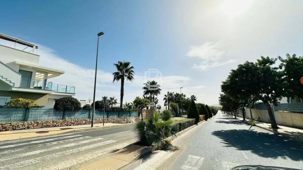 Chalet en Desamparados-Hurchillo-Torremendo