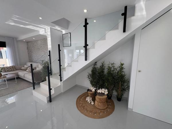 Casa independiente en calle Melocotonero