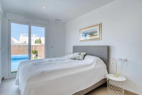 Chalet adosado en calle Paraguayo