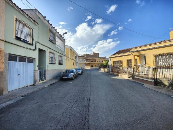 Chalet adosado en CM Almendros Los, 10