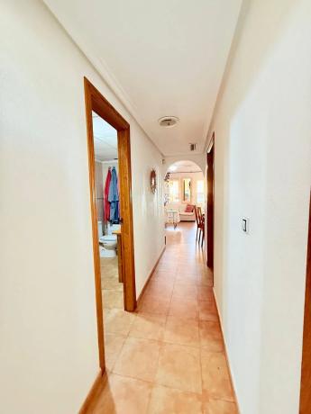 Piso en camino de los Vives, 13