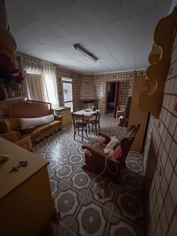 Chalet adosado en calle la Feria, 2