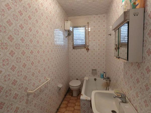 Chalet pareado en calle Juan Carlos I