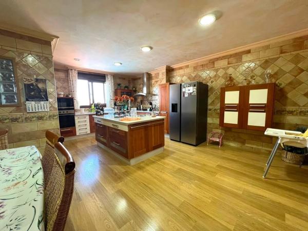 Casa independiente en El Barrio s Ba