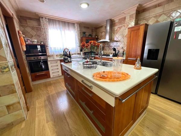 Casa independiente en El Barrio s Ba