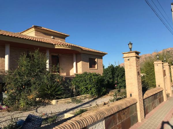 Casa independiente en calle Huerta Ap, 25