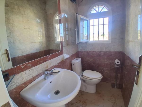 Casa independiente en calle Oleza