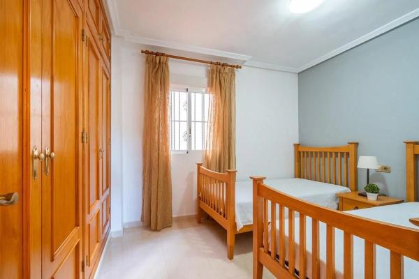 Piso en calle Río, 1