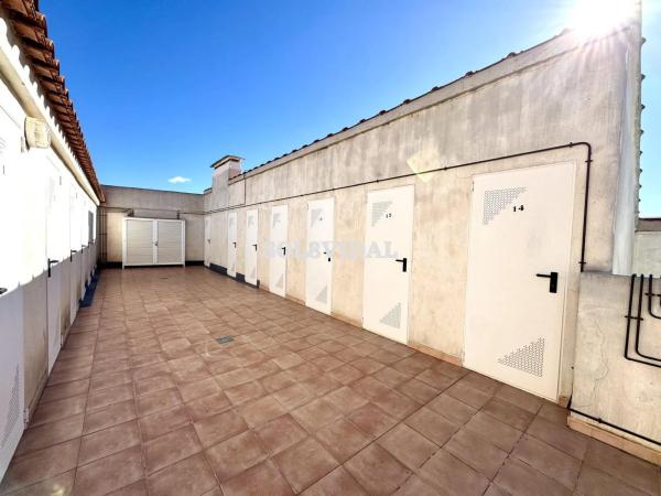 Piso en calle Luis Barcala