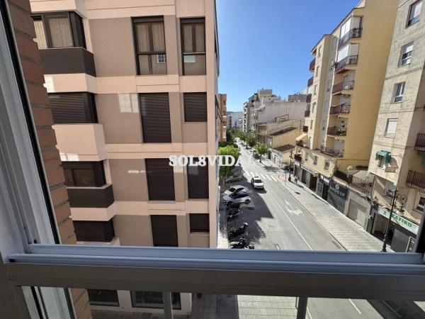 Piso en calle Luis Barcala