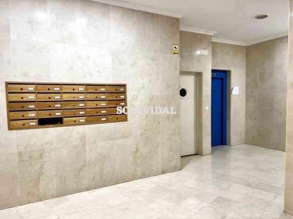 Piso en calle Luis Barcala