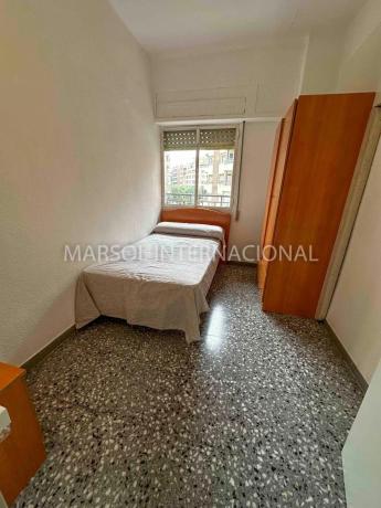 Piso en calle Obispo Rocamora