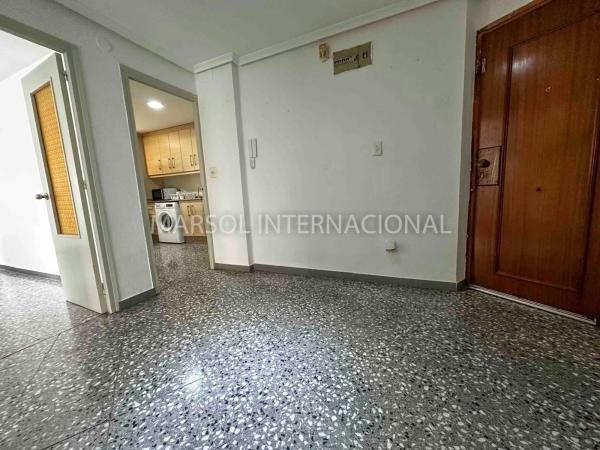 Piso en calle Obispo Rocamora