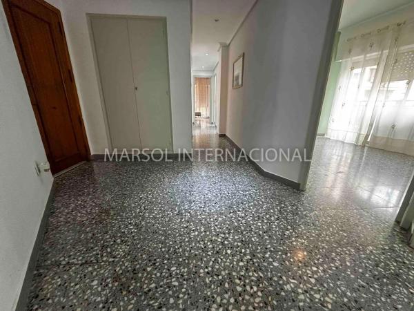 Piso en calle Obispo Rocamora