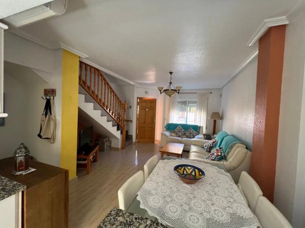 Chalet adosado en calle Fuego, 5