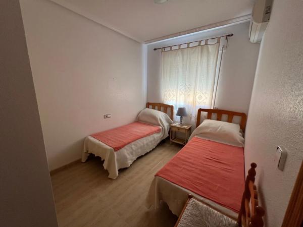 Chalet adosado en calle Fuego, 5