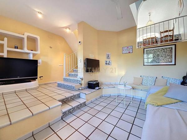 Chalet adosado en avenida del Cabo, 7