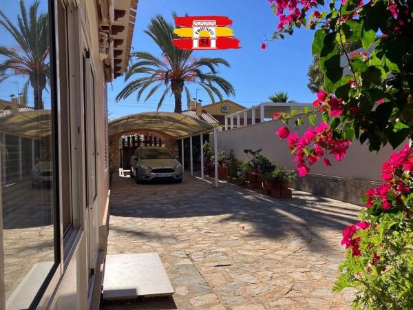 Casa independiente en calle Catalejo