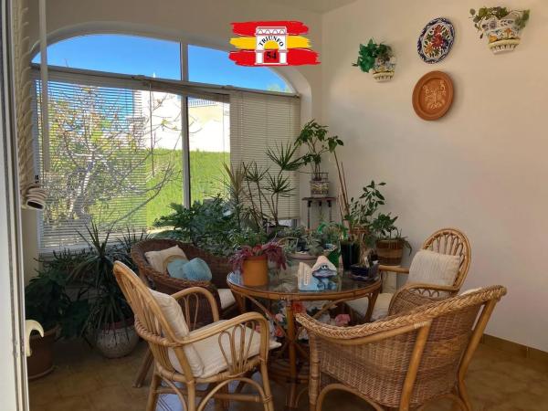 Casa independiente en calle Catalejo