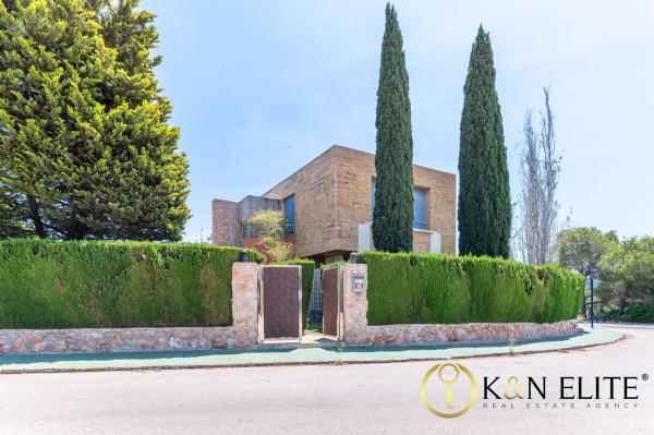 Casa independiente en calle Rube Darío Cmor, 1