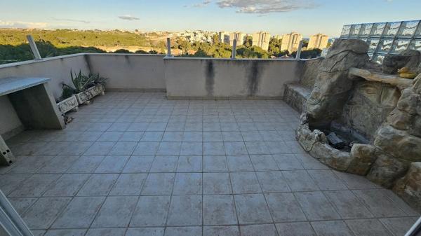 Piso en Barrio Campoamor