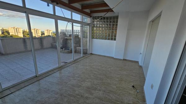 Piso en Barrio Campoamor